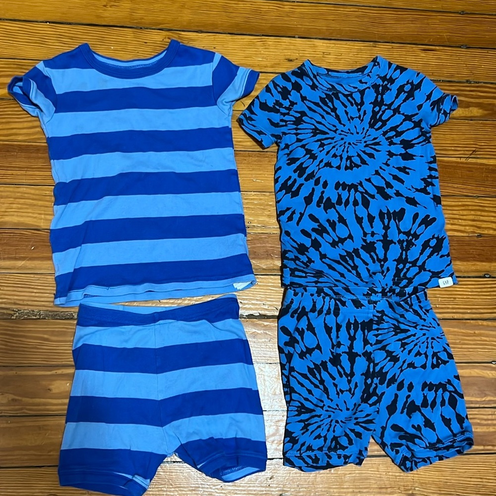 Baby Gap bundle boys pajamas